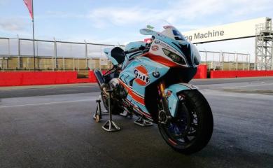Gulf Racing Bike
